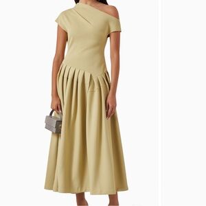 Off-Shoulder Green Midi Dress